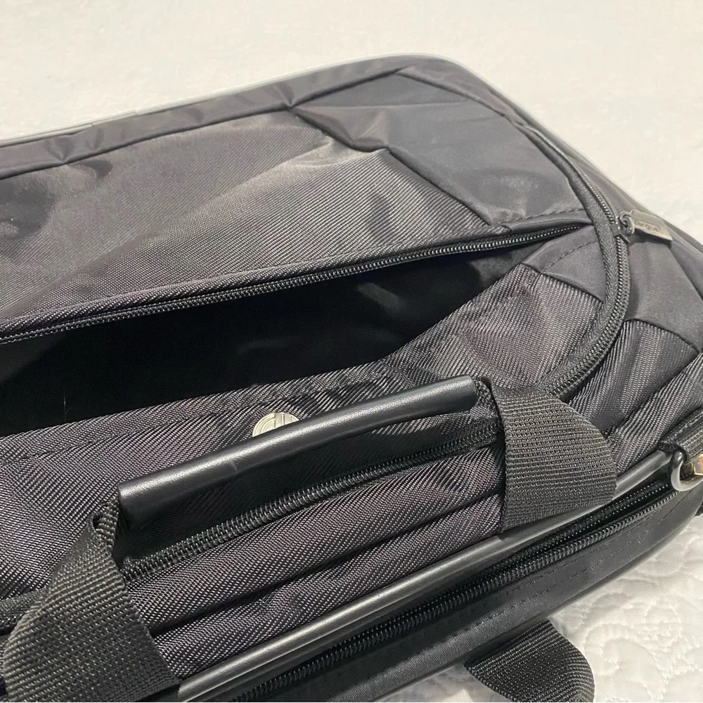 Targus Laptop Bag